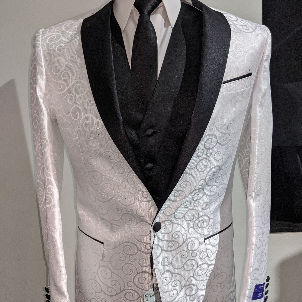 White Swirl 3pc Suit